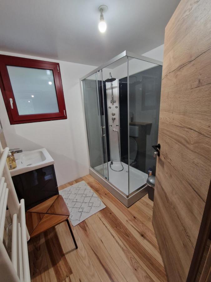 Chalet De La Foret 1 A 6 Pers Saint-Sauveur  Екстер'єр фото